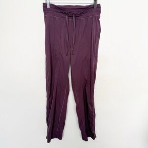 Lululemon Dance Studio Mid Rise Crop Pant 25"